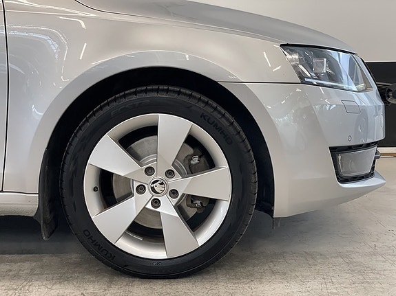 Skoda Octavia 5 of 5