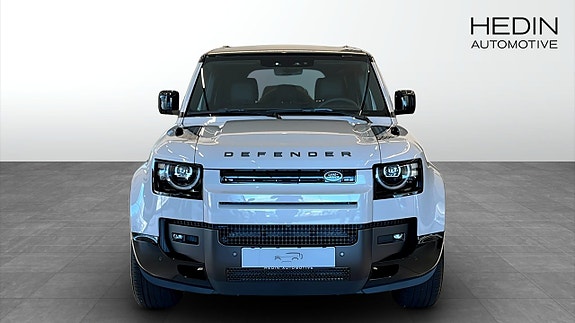 Land Rover Defender 90 8 of 13