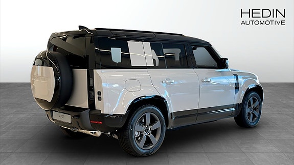 Land Rover Defender 90 2 of 5