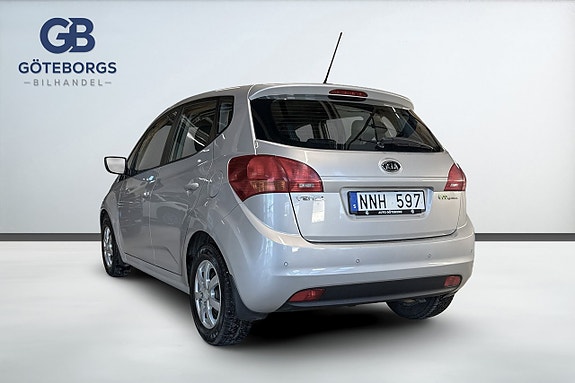 Kia Venga 4 of 5