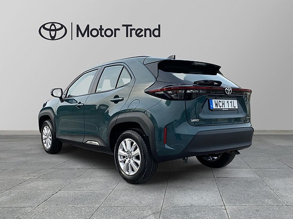 Toyota Yaris Cross 2 of 24