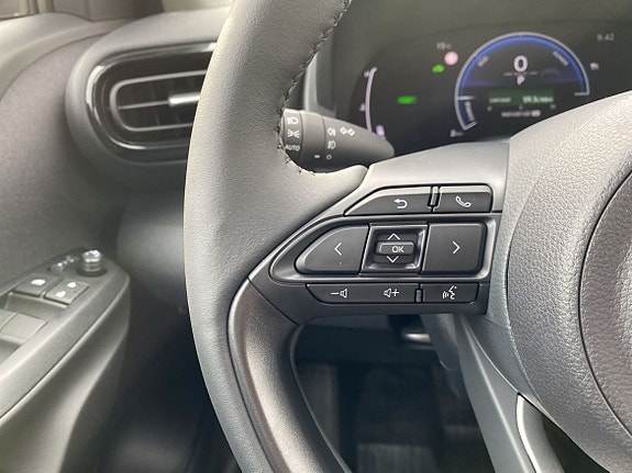 Toyota Yaris Cross 21 of 24