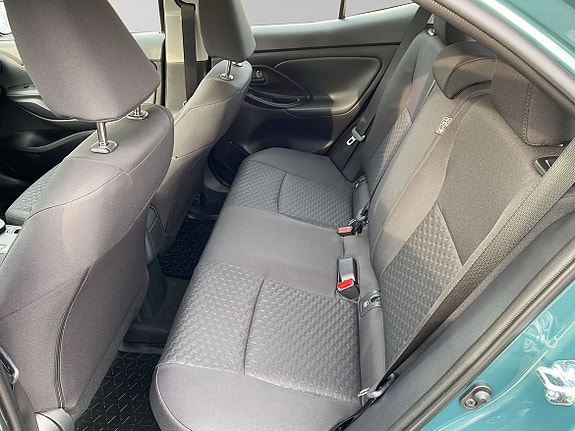 Toyota Yaris Cross 8 of 24
