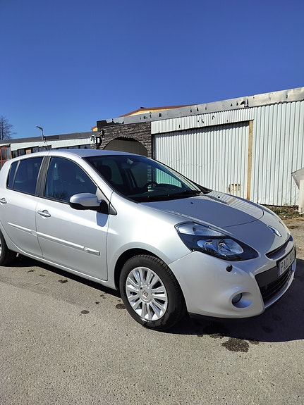 Renault Clio 4 of 5