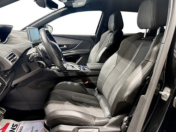 Peugeot 3008 7 of 16