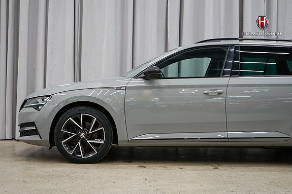 Skoda Superb 7 of 25
