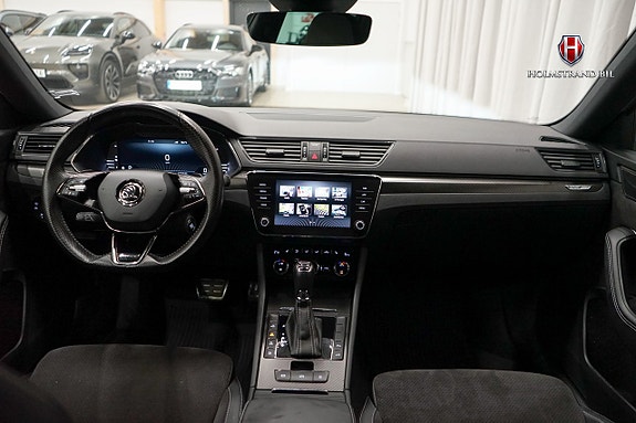 Skoda Superb 13 of 25
