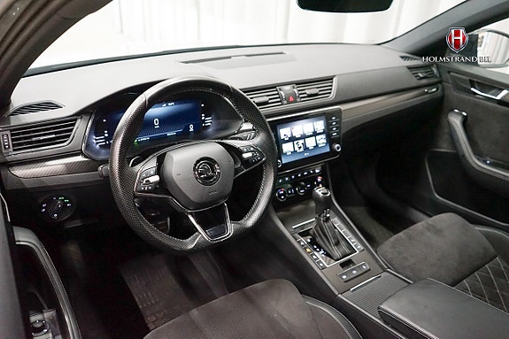 Skoda Superb 9 of 25