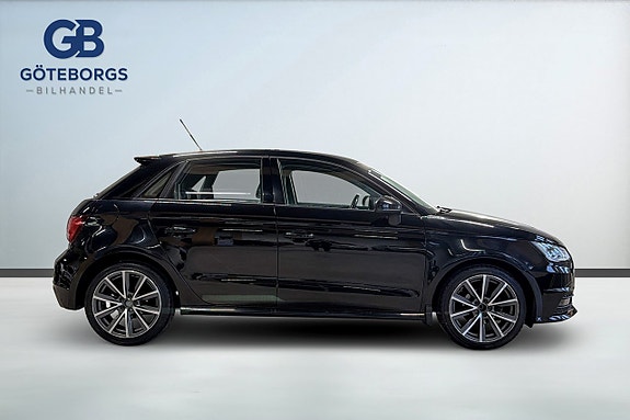 Audi A1 3 of 5