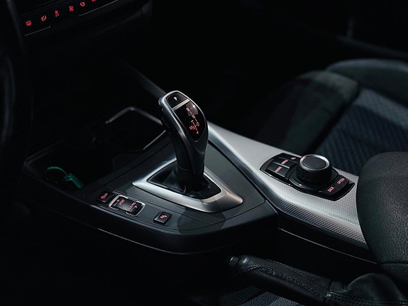 BMW 125i 10 of 18