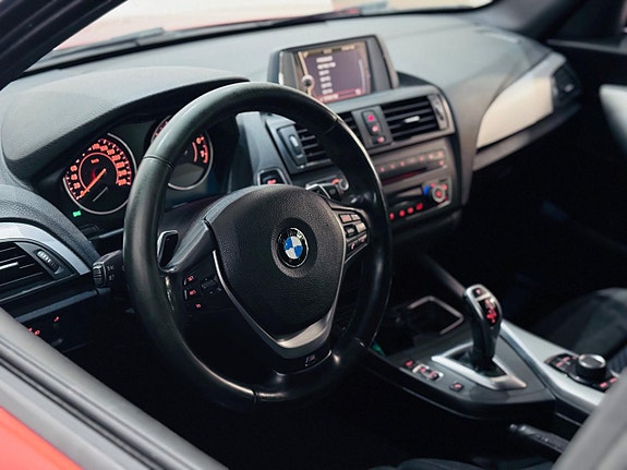 BMW 125i 8 of 18