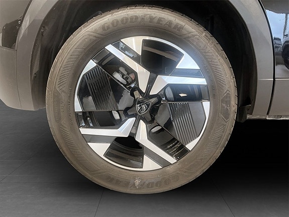 Peugeot 2008 15 of 15