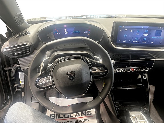 Peugeot 2008 10 of 15
