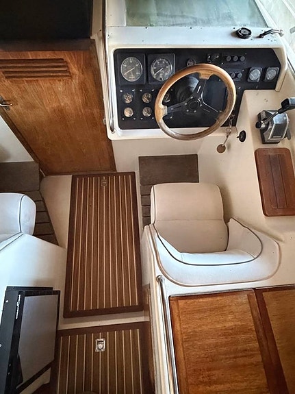 Maxi 880 DC – 1991 Pelle Pettersson-design med dieselmotor 5 of 5