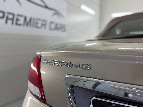 Chrysler Sebring 9 of 18