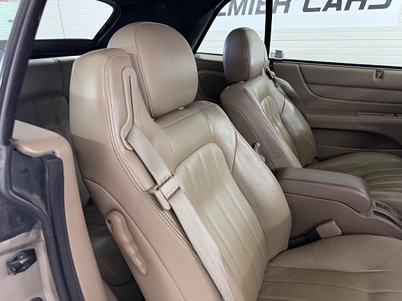 Chrysler Sebring 17 of 18