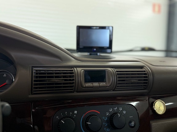 Chrysler Sebring 12 of 18