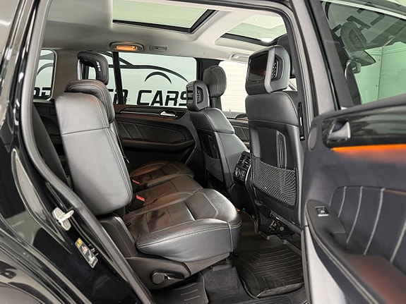 Mercedes-Benz GL350 12 of 26