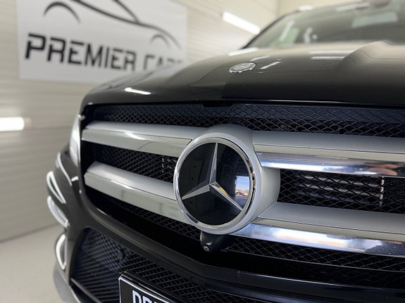 Mercedes-Benz GL350 6 of 26