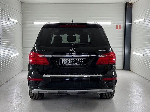 Mercedes-Benz GL350 9 of 26