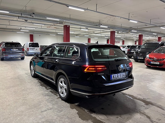 Volkswagen Passat 5 of 5