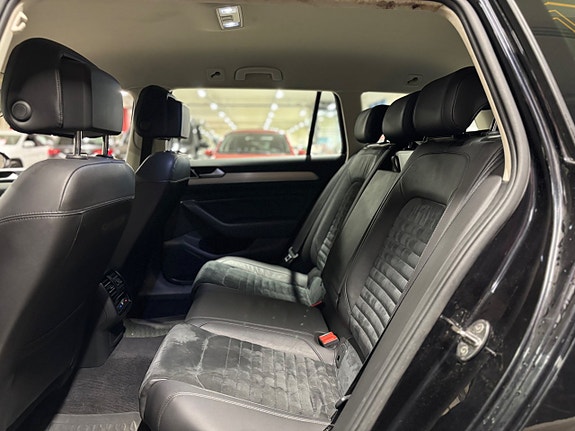 Volkswagen Passat 16 of 20