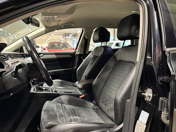 Volkswagen Passat 15 of 20