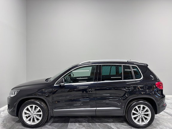 Volkswagen Tiguan 5 of 5
