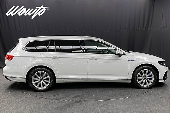 Volkswagen Passat 3 of 5