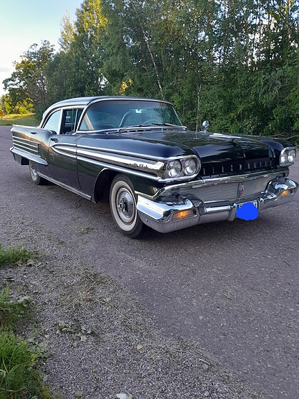 Oldsmobile Ninety Eight 5 of 5
