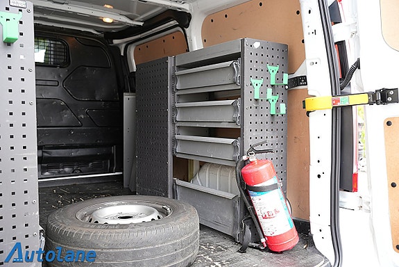 Ford Transit Custom 11 of 16