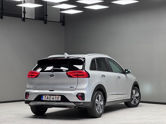Kia Niro 2 of 5