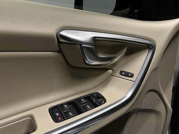 Volvo V60 Cross Country 24 of 25