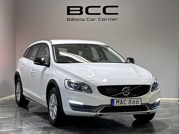 Volvo V60 Cross Country 5 of 5