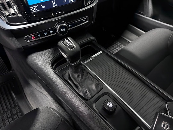Volvo V90 Cross Country 20 of 29