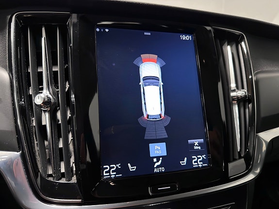 Volvo V90 Cross Country 19 of 29