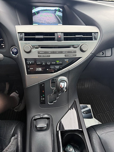 Lexus RX450h 11 of 15