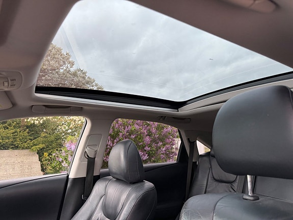 Lexus RX450h 9 of 15