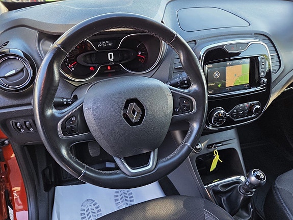 Renault Captur 9 of 15