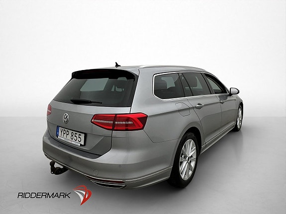 Volkswagen Passat 8 of 30