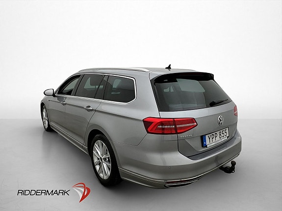 Volkswagen Passat 6 of 30