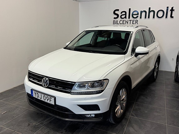 Volkswagen Tiguan 2 of 27