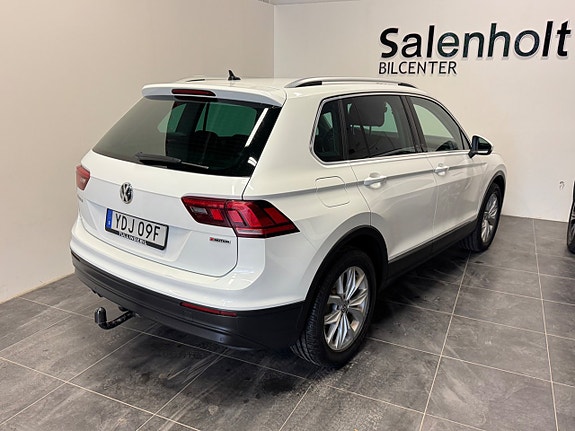 Volkswagen Tiguan 8 of 27