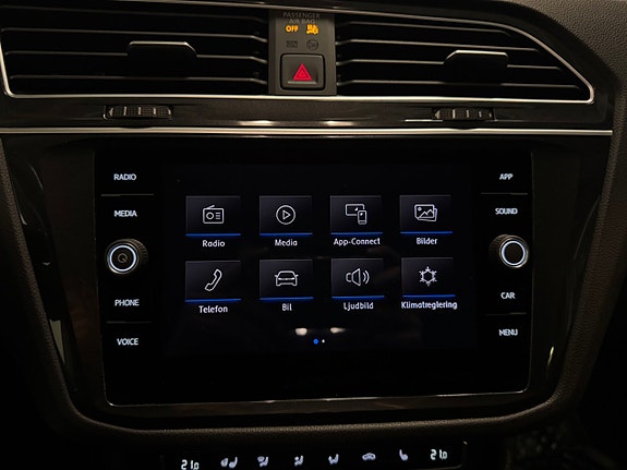 Volkswagen Tiguan 19 of 27
