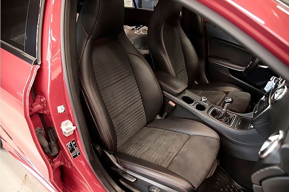 Mercedes-Benz A180 8 of 12