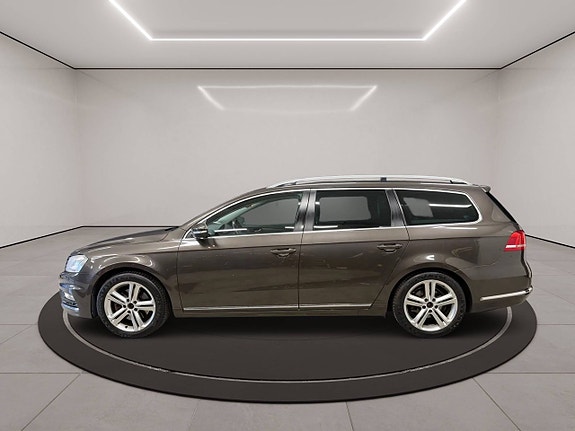 Volkswagen Passat 6 of 24