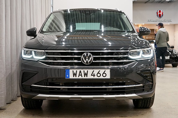 Volkswagen Tiguan 5 of 5
