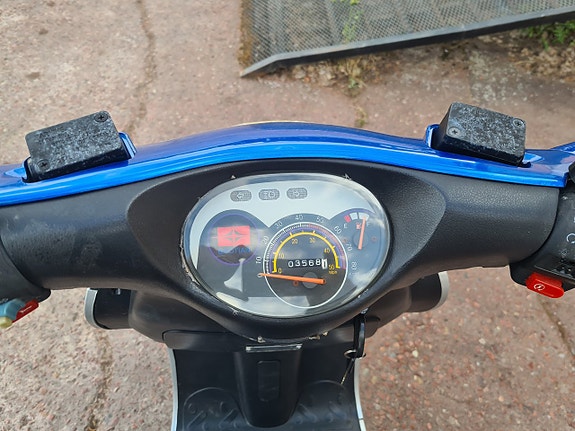 Baotian EU MOPED I FINT SKICK 8500 KR 2 of 4