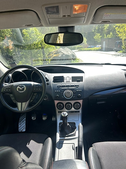 Mazda 3 5 of 6