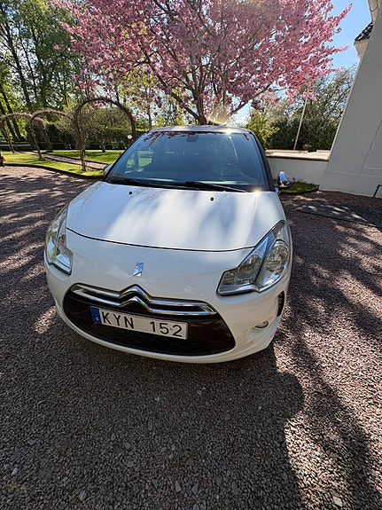Citroen DS3 2 of 5